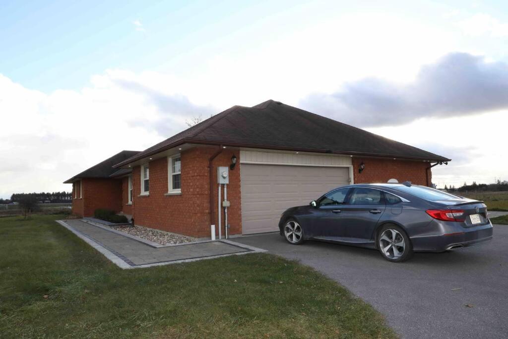Bowmanville Event Place Екстер'єр фото