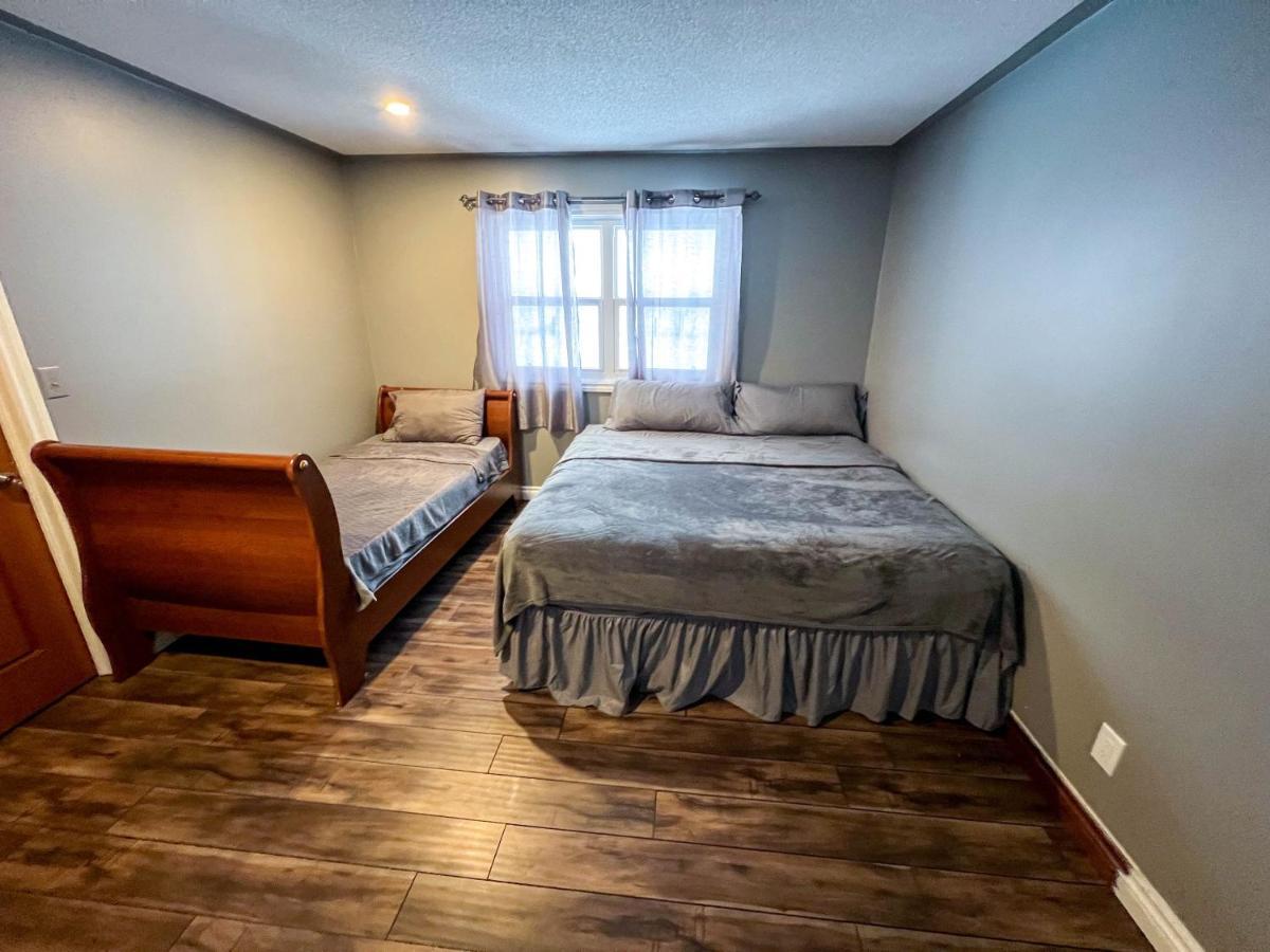 Bowmanville Event Place Екстер'єр фото