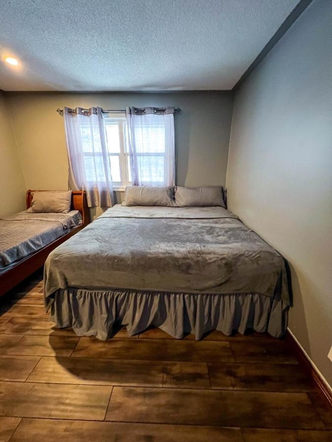 Bowmanville Event Place Екстер'єр фото