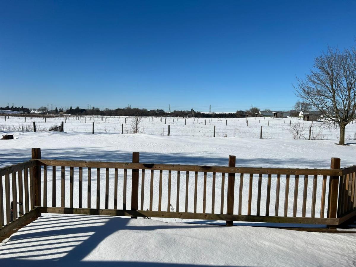 Bowmanville Event Place Екстер'єр фото