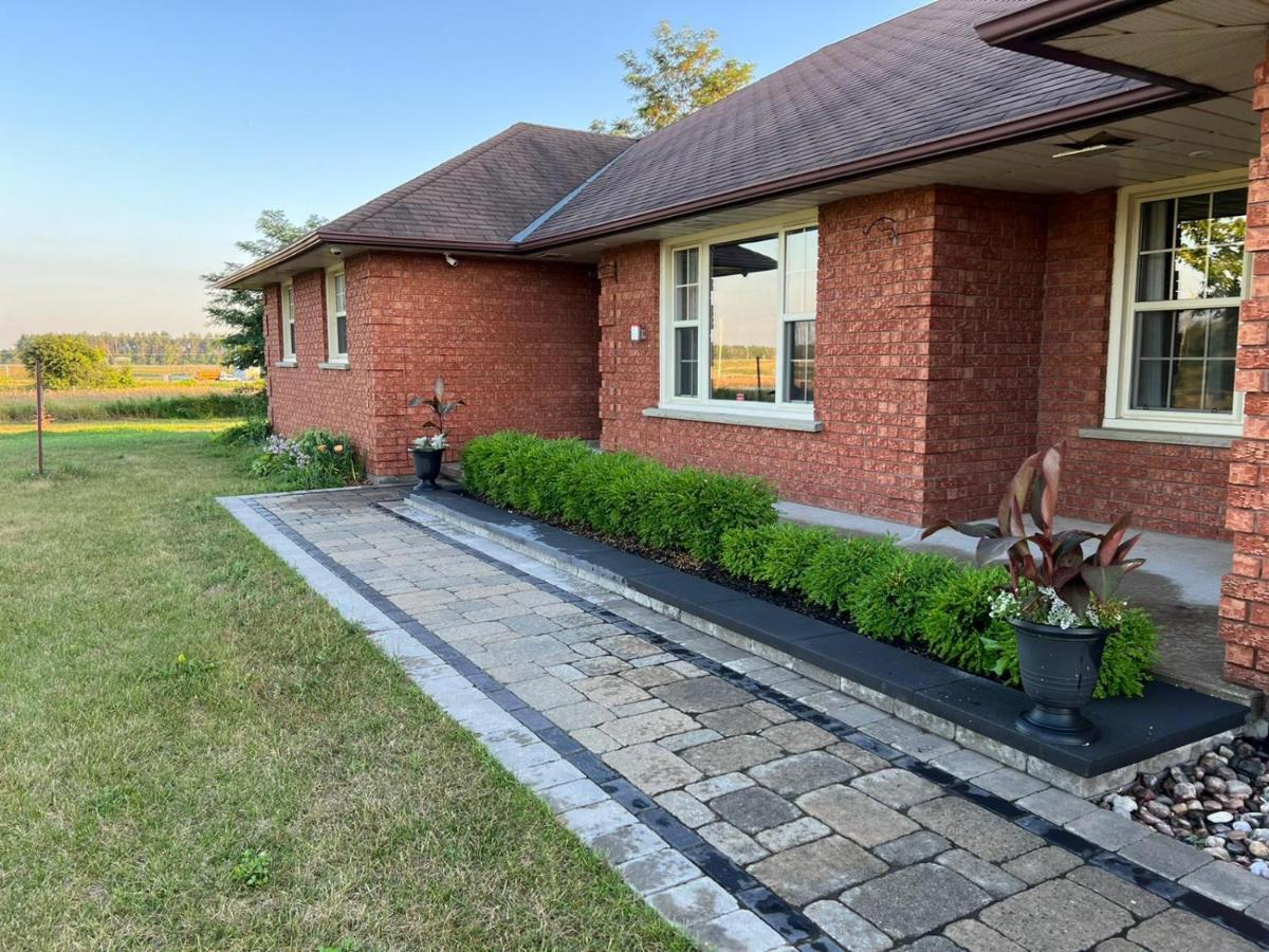 Bowmanville Event Place Екстер'єр фото