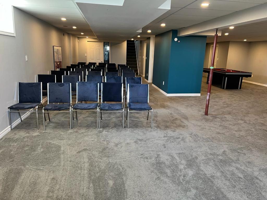 Bowmanville Event Place Екстер'єр фото